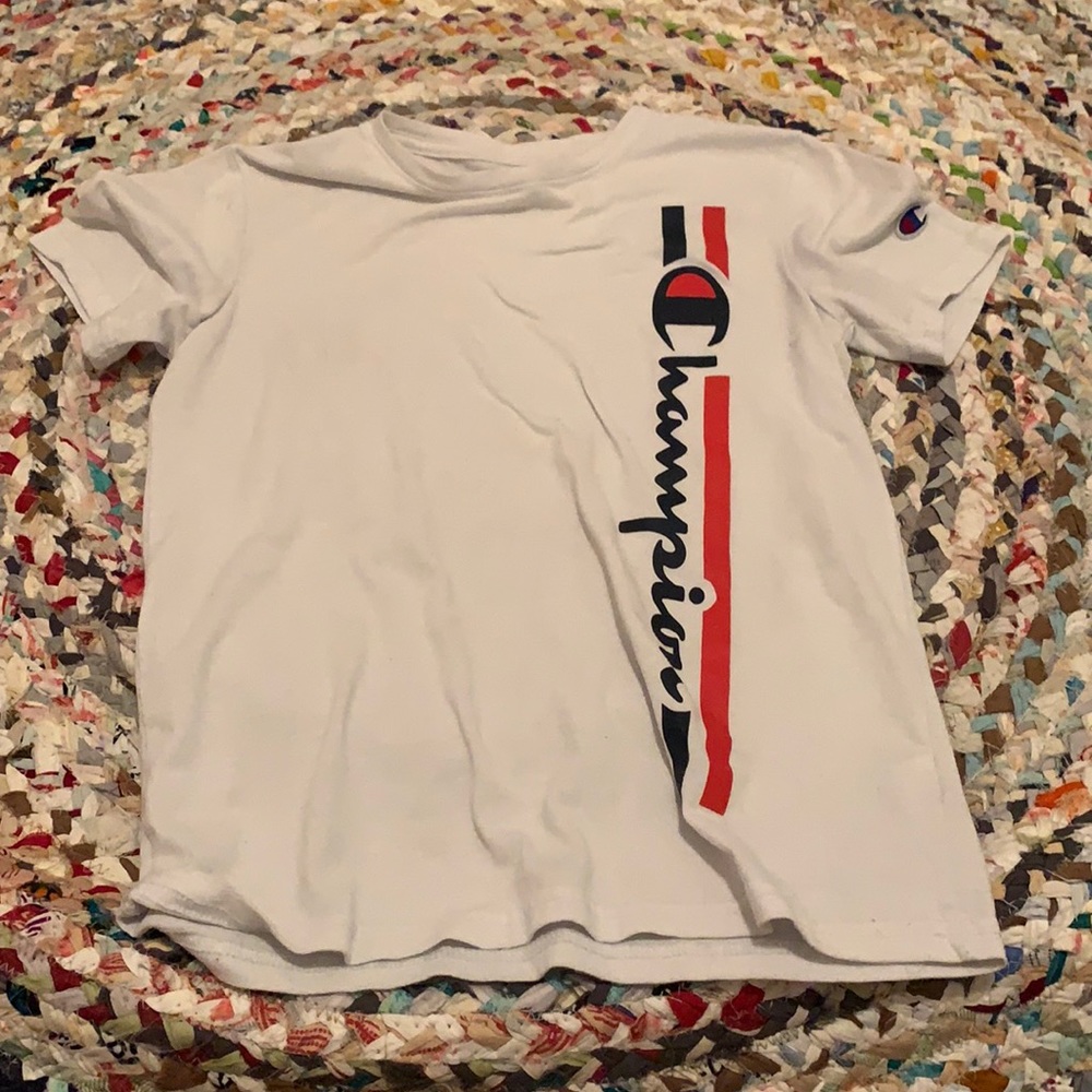 Champion t shirt